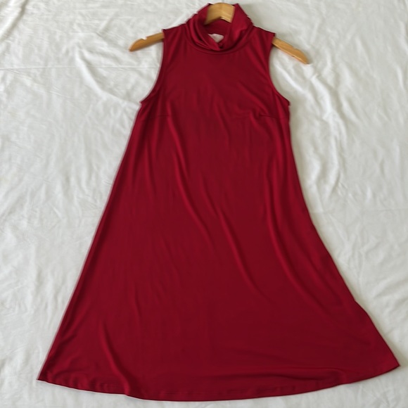 🌷Julie Brown dress Burgundy color turtleneck - Picture 8 of 9